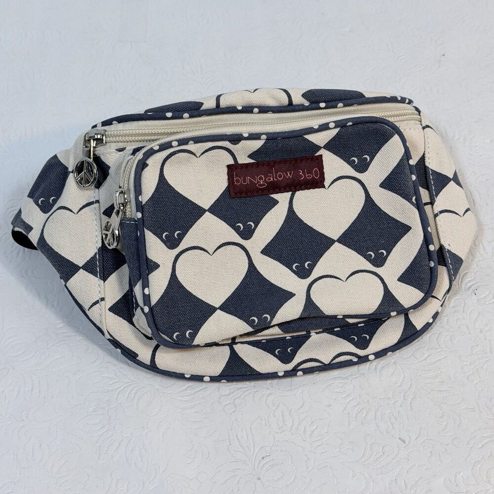 Bungalow 360 Blue Stingray Fanny Pack